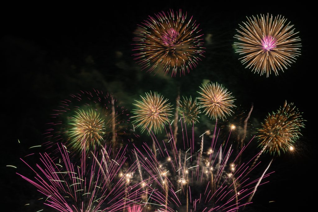 fireworks night in brentwood
